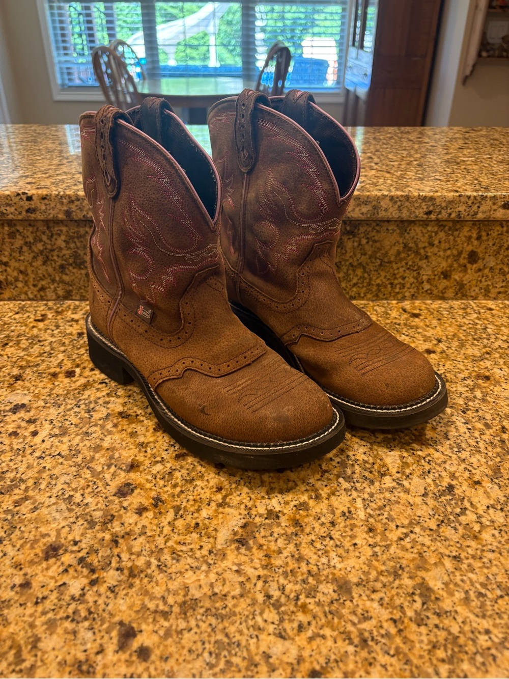 Justin Gypsy Boots Womens Size 10.5 Brown Leather Cowgirl Cowboy Western Pink